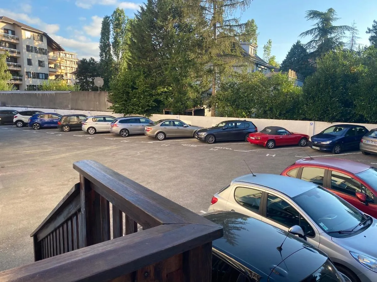 Savoie Hotel aux portes de Genève Saint-Julien-en-Genevois