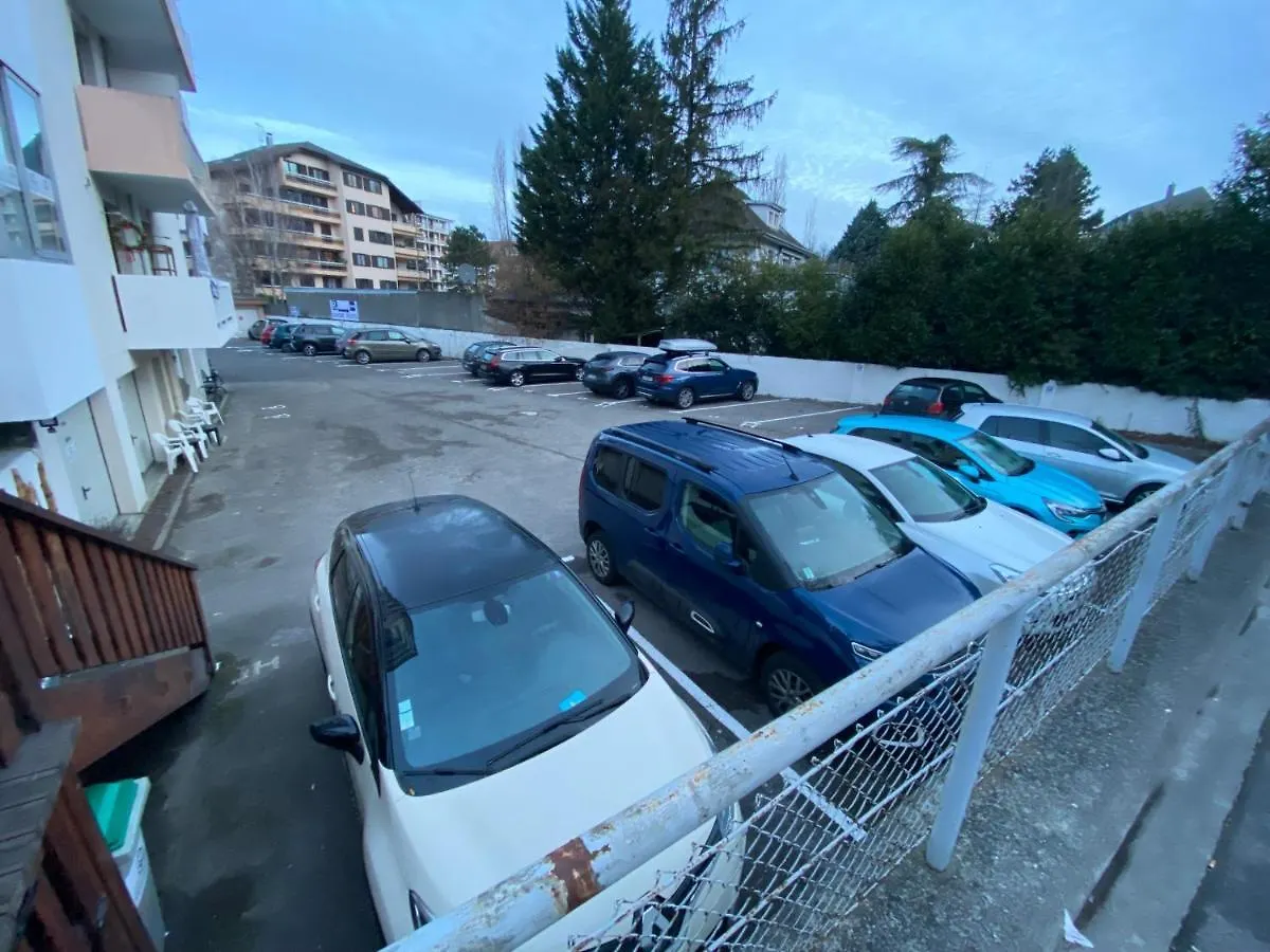 Savoie Hotel aux portes de Genève Saint-Julien-en-Genevois