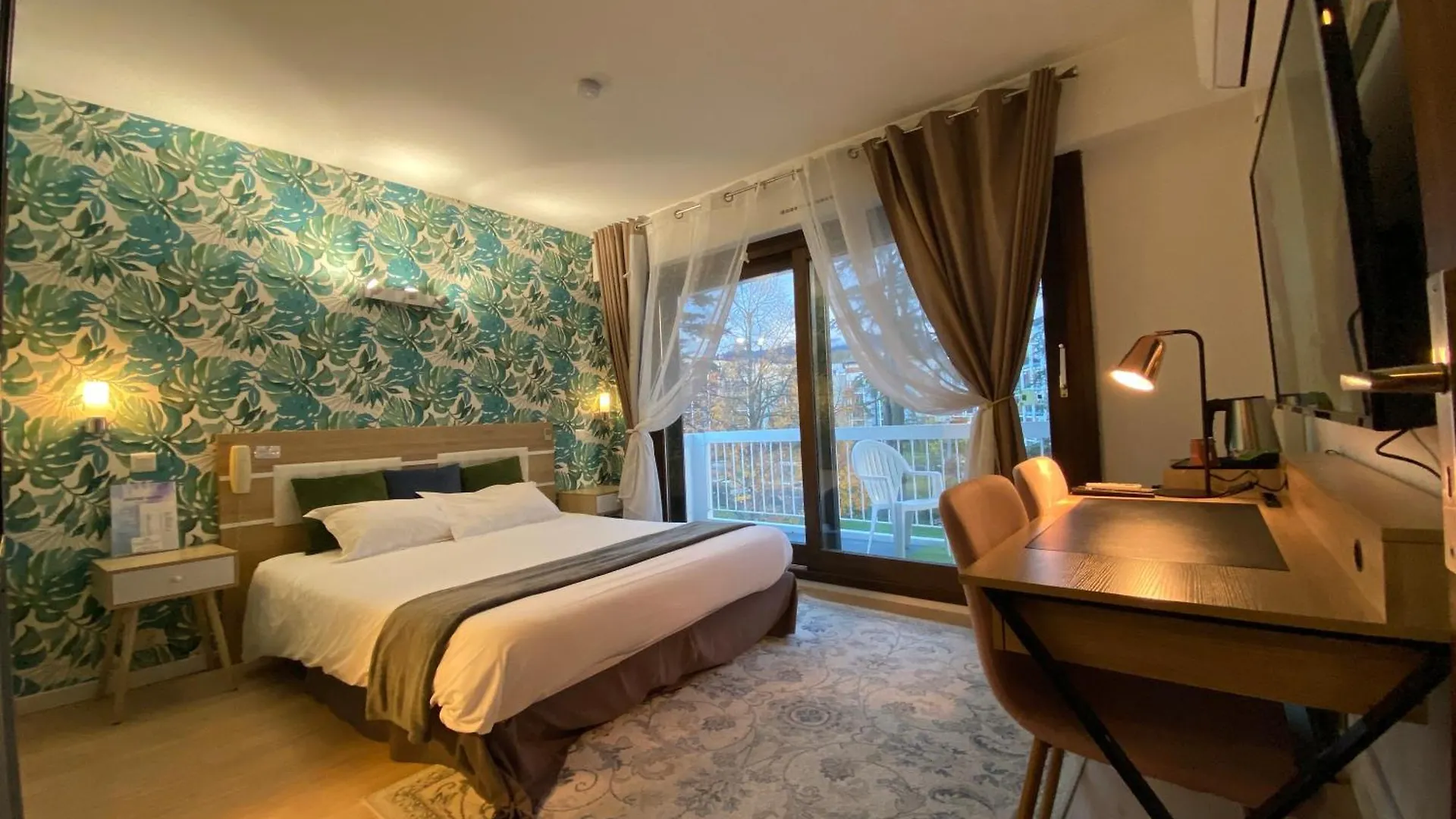 Savoie Hotel Aux Portes De Geneve Saint-Julien-en-Genevois 3*,  Francia