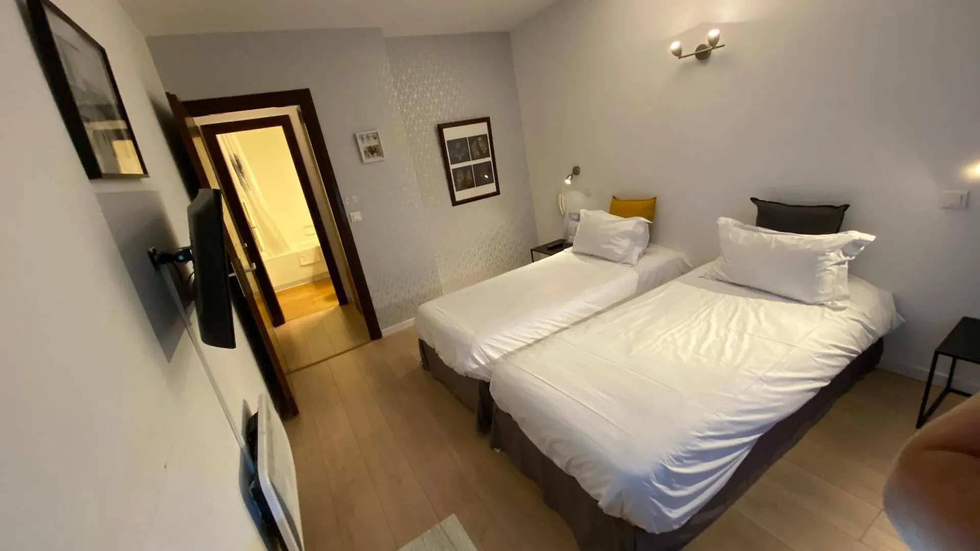 Savoie Hotel aux portes de Genève Saint-Julien-en-Genevois France