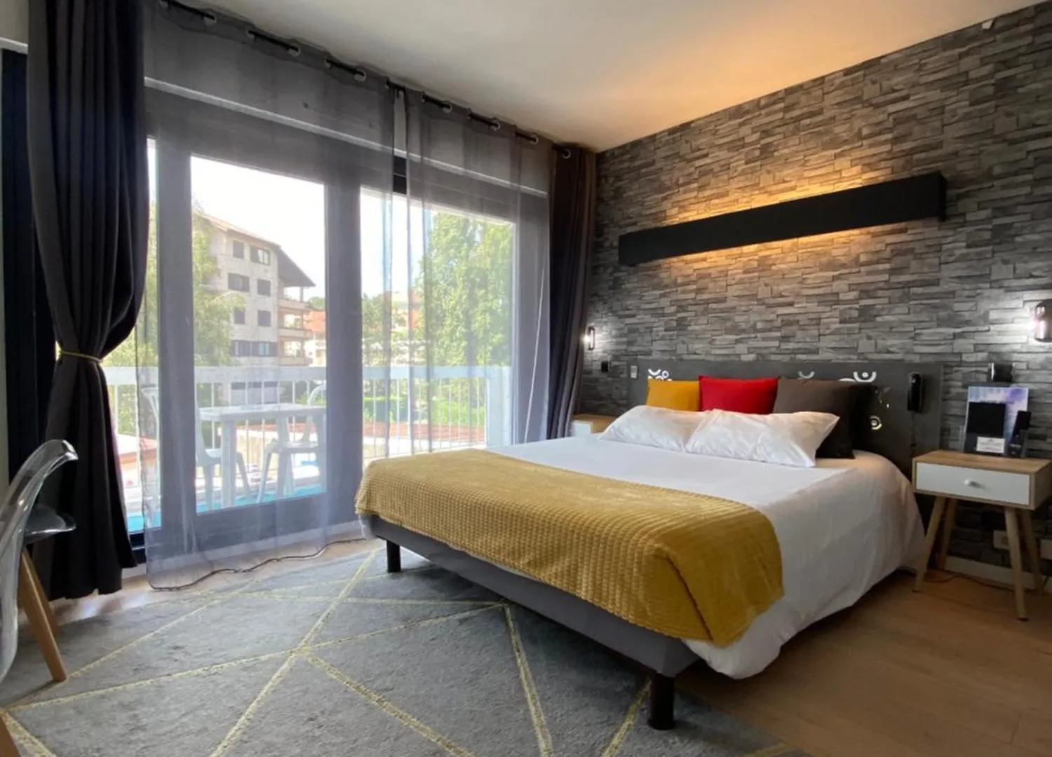 Savoie Hotel Aux Portes De Geneve Saint-Julien-en-Genevois