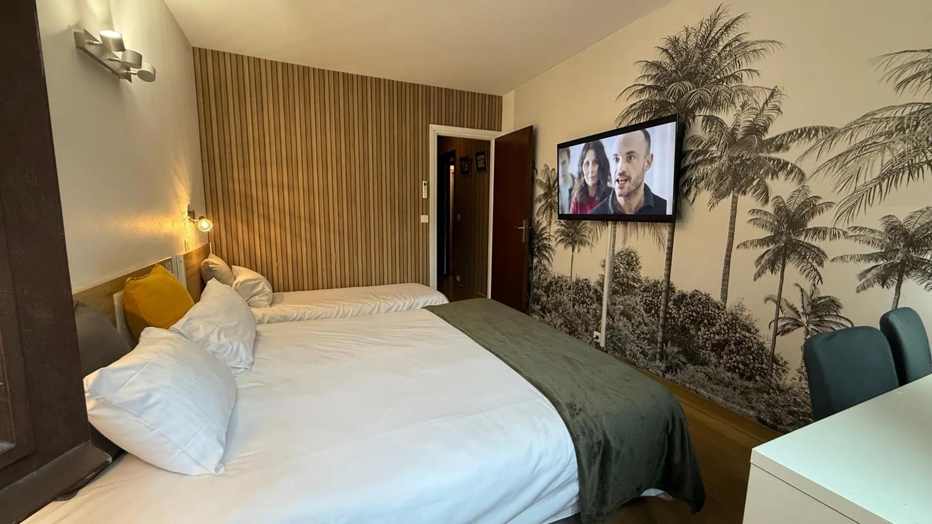 Savoie Hotel aux portes de Genève Saint-Julien-en-Genevois France