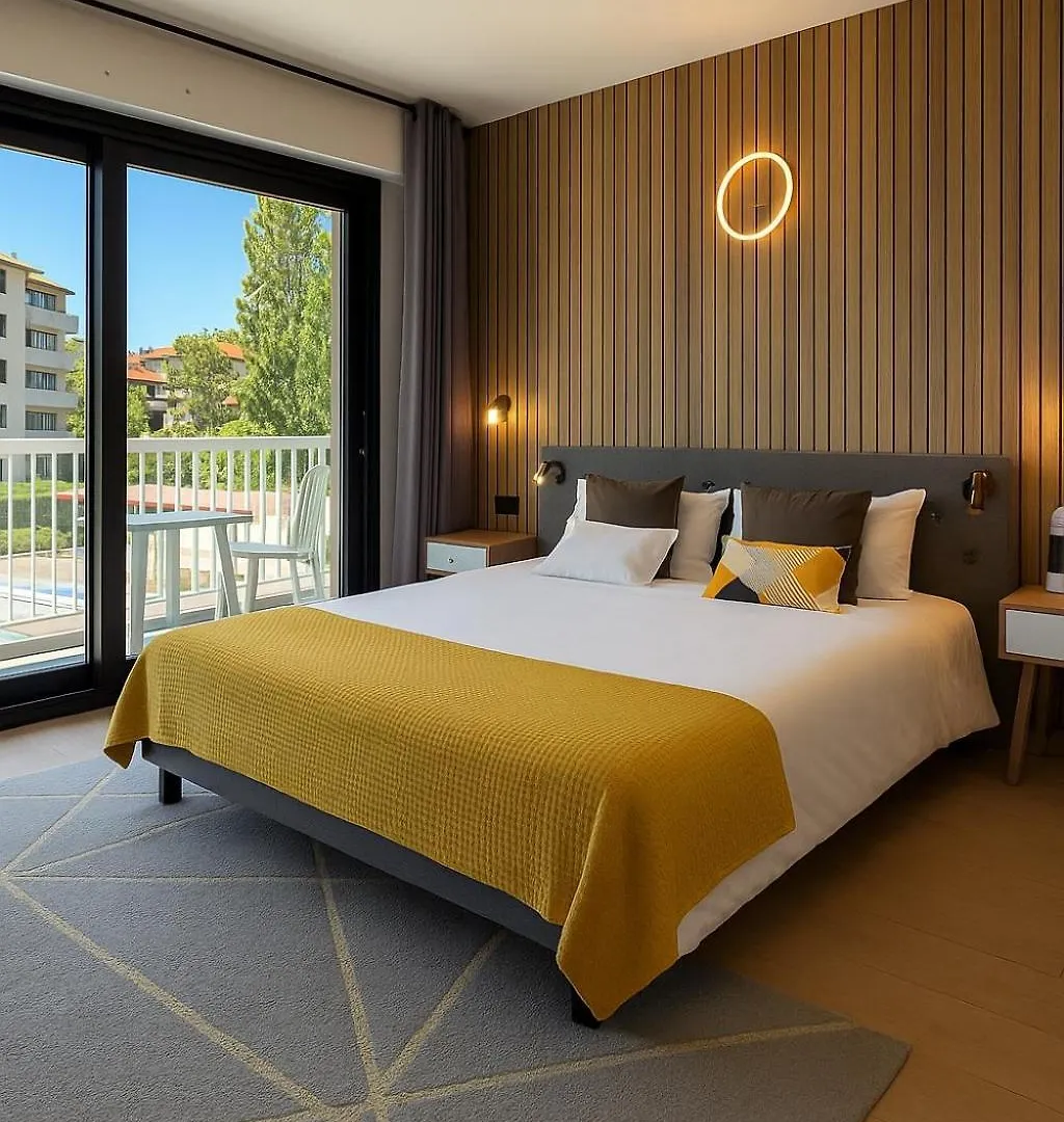 Savoie Hotel Aux Portes De Geneve Saint-Julien-en-Genevois